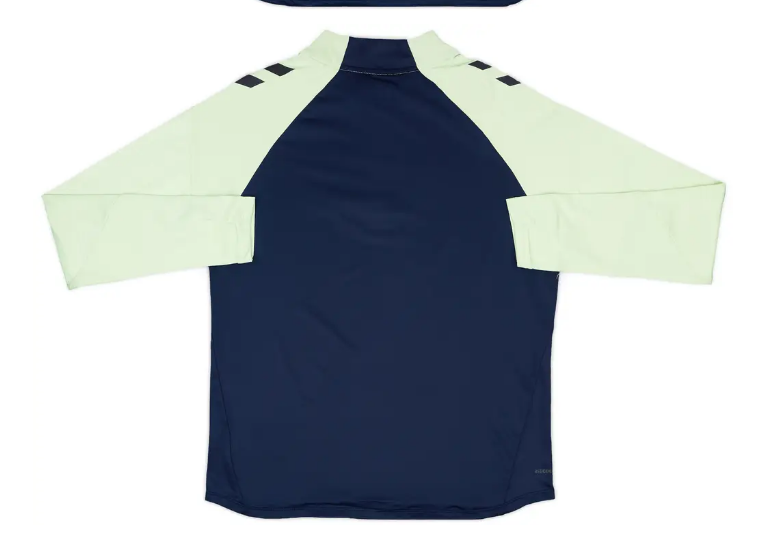 Las Palmas con cierre 1/4 2024-25 x HUMMEL