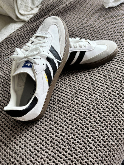 ¡2x1! Zapatillas Samba - Negra y Blanca - Unisex G5