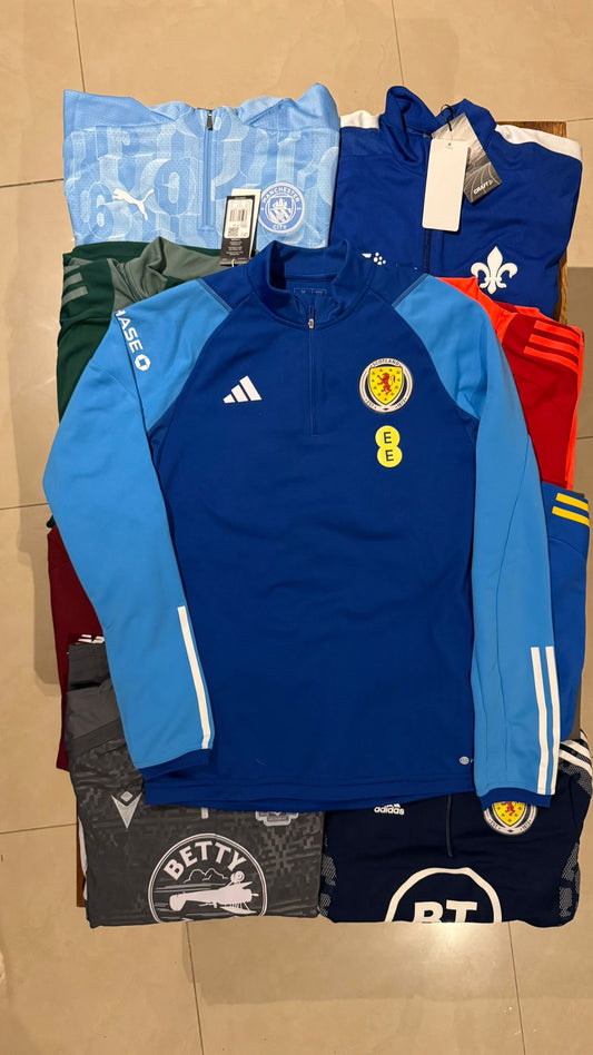BUZO DE ENTRENAMIENTO SELECCIÓN DE ESCOCIA – EDICIÓN 2026 M
